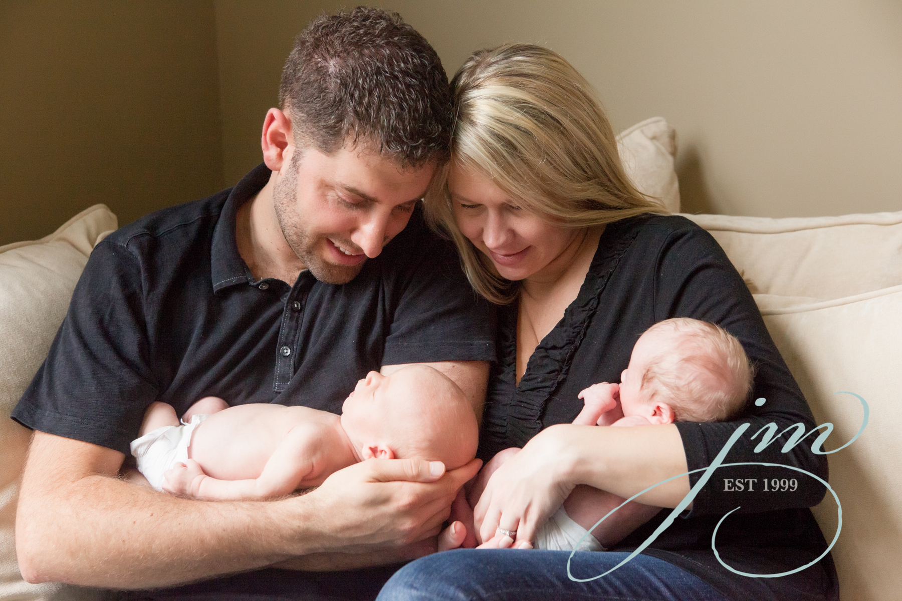 in-home-twin-newborn-session
