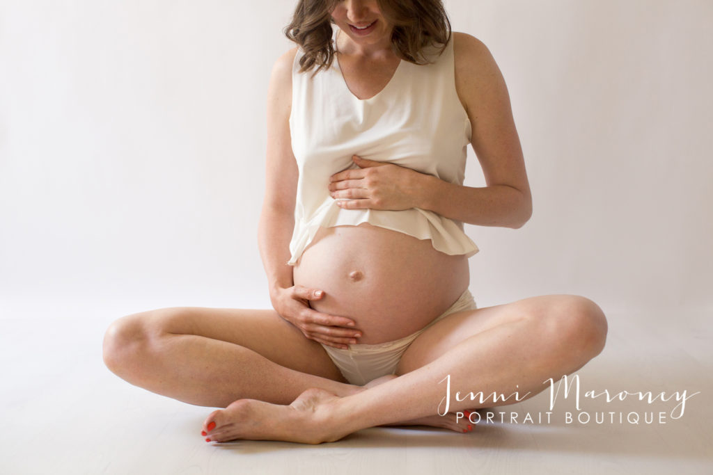 simple, stunning, natural maternity photos with Jenni Maroney Portrait Boutique in Boulder, Colorado