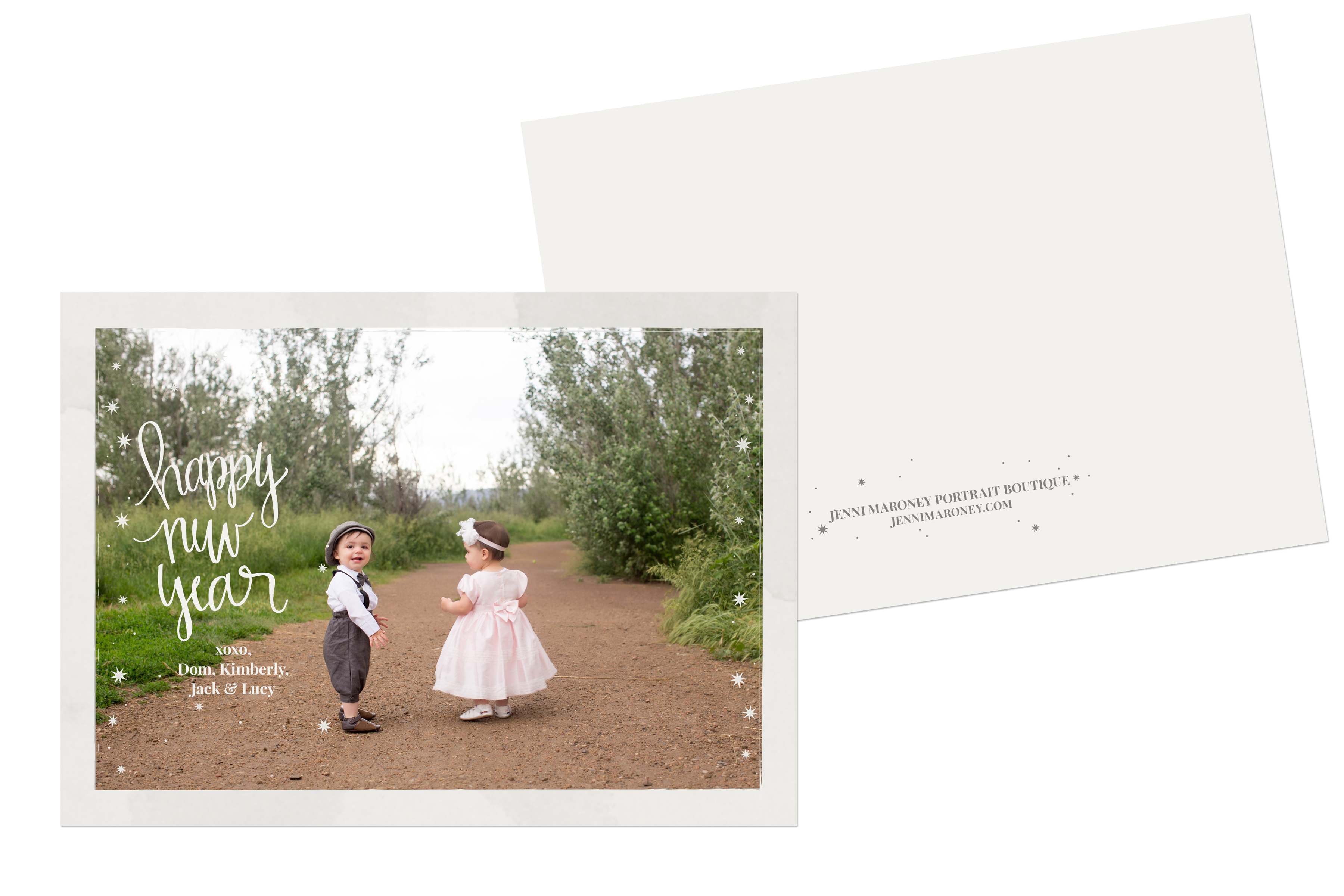 Boulder family photographer offers holiday cards and holiday photos. outside in Boulder.