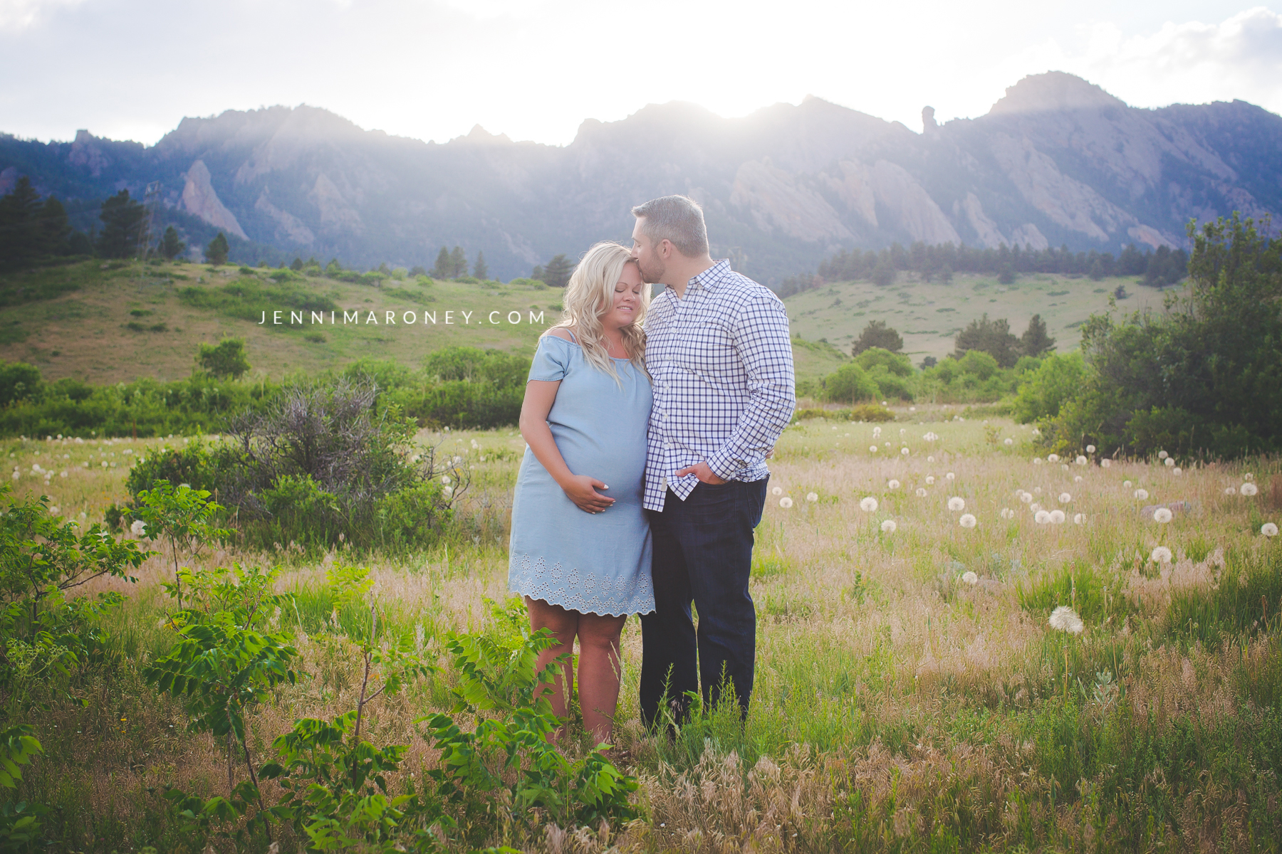 Boulder maternity session with Boulder maternity photographers and Boulder newborn phototgrapher, Jenni Maroney in front of the Boulder Flatirons at the South Mesa Trailhead Photos.
